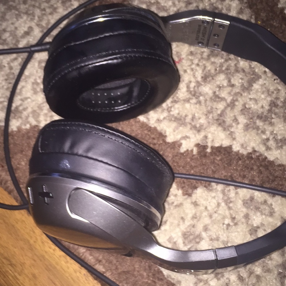 Wireless Bluetooth detachable wire headphones